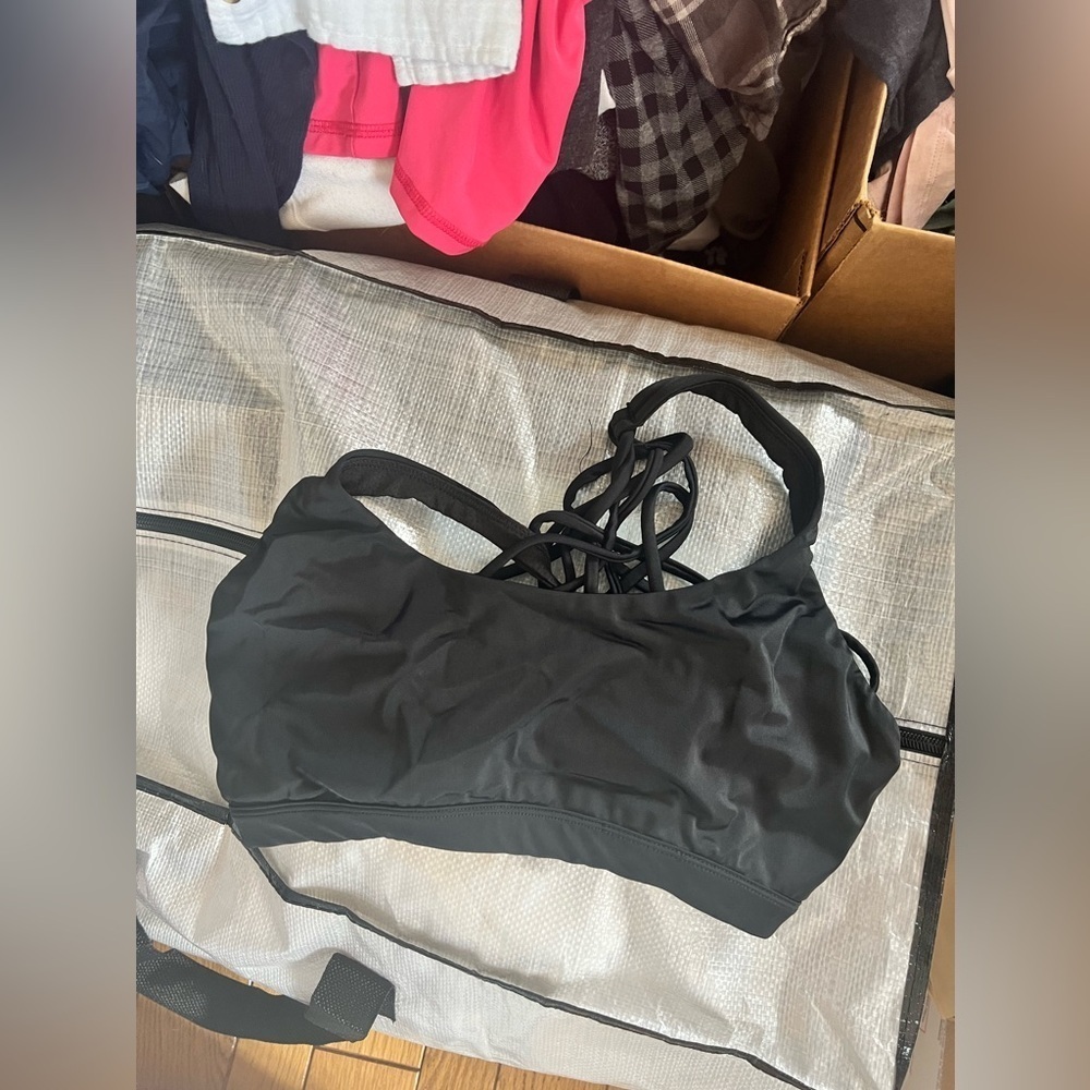 Unbranded - Sports Bra/Swim Top